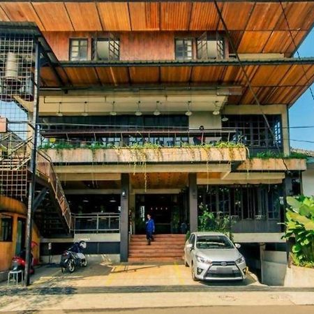 Triple Seven Bed & Breakfast Bandung Dış mekan fotoğraf