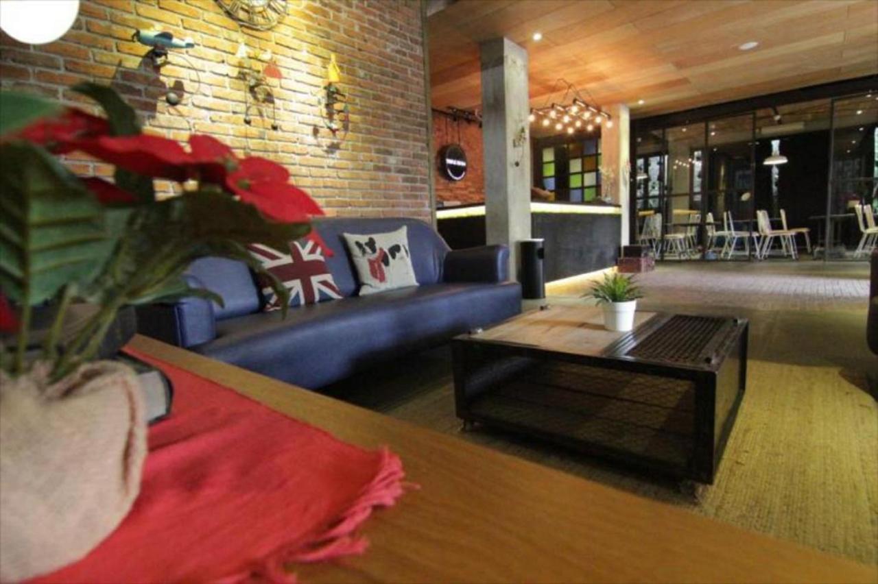 Triple Seven Bed & Breakfast Bandung Dış mekan fotoğraf
